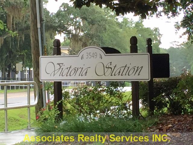 Building Photo - Close to Campus!! 2Br/2.5Ba-  2 Weeks Free...
