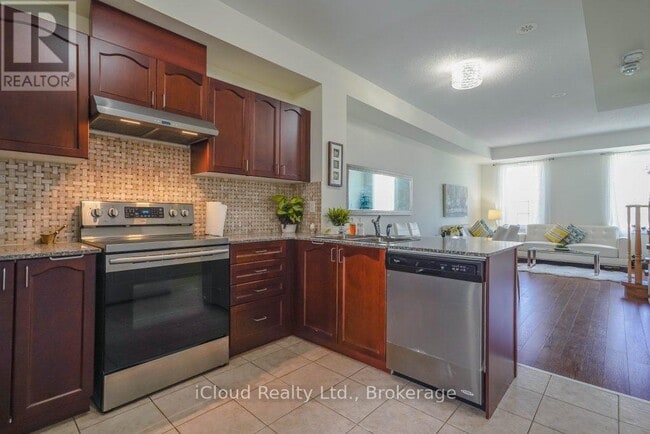 Building Photo - 31 Island Rd