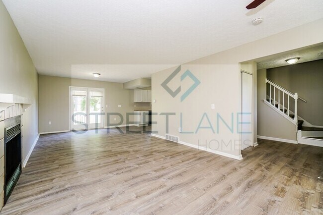 Foto del edificio - 950 Hill Rd N