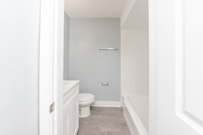 Building Photo - 9450 Washington St