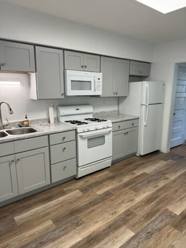 Foto del edificio - 1046 Northampton St