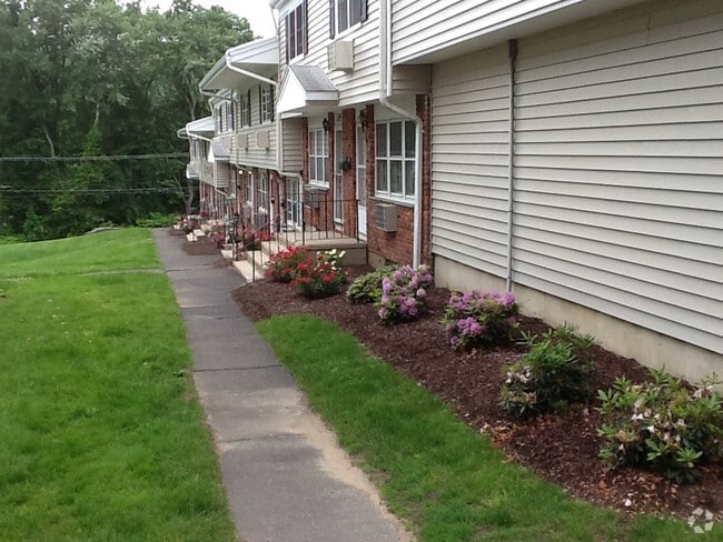 Primary Photo - West Hill Apartments