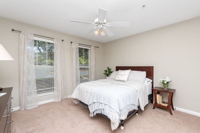 Building Photo - 1845 Candlewood Ct