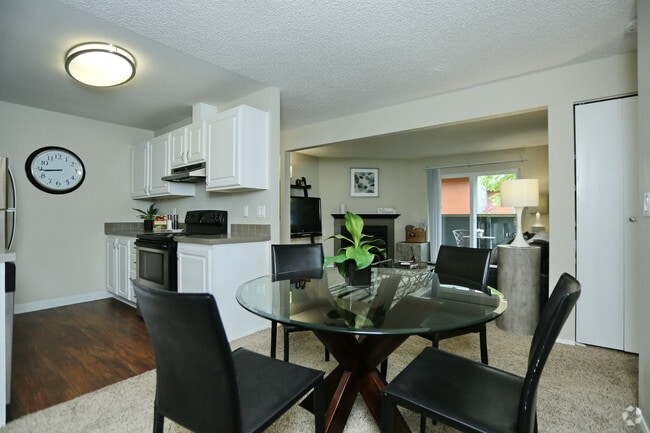 Dining Room - Tessera Apartments