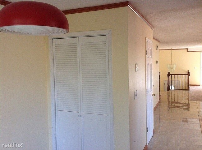 Foto del edificio - 9 Eldridge Ave