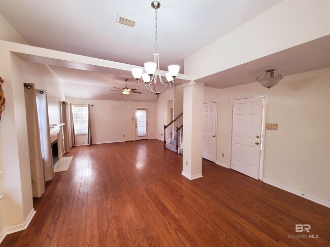 Foto del edificio - 123 Melanie Loop