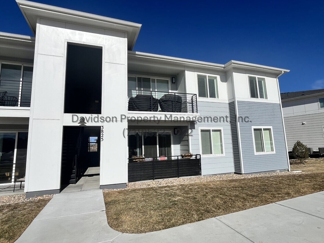 Primary Photo - Beautiful Newer Condo in Briargate Area