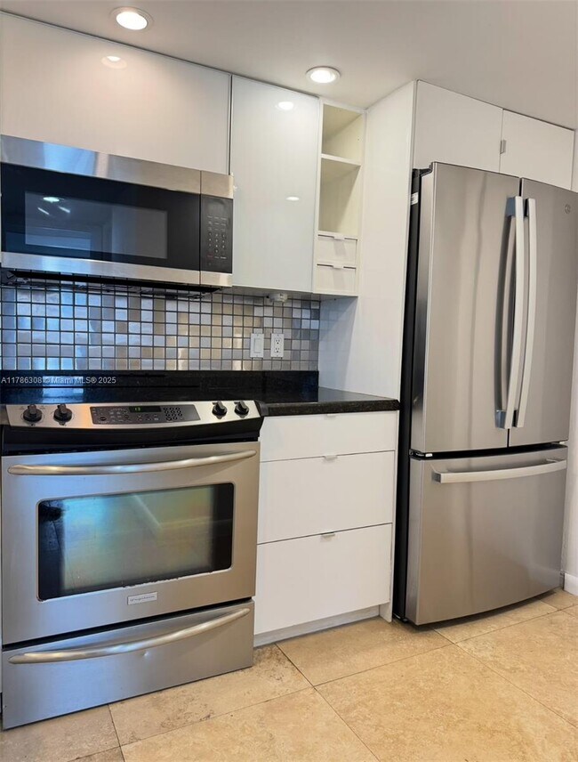Foto del edificio - 770 Claughton Island Dr