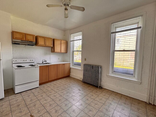 Foto del edificio - 4924-26 Parrish St