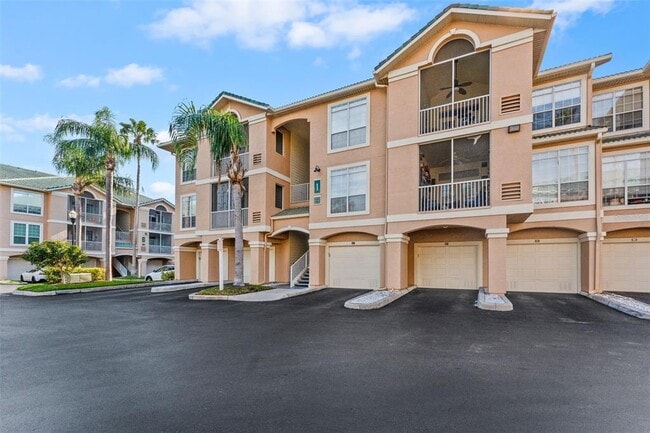 Building Photo - 1203 Bay Club Cir
