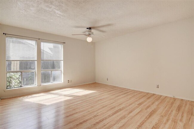 Foto del edificio - 105 E 38th St