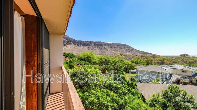 Foto del edificio - 84-665-665 Ala Mahiku St