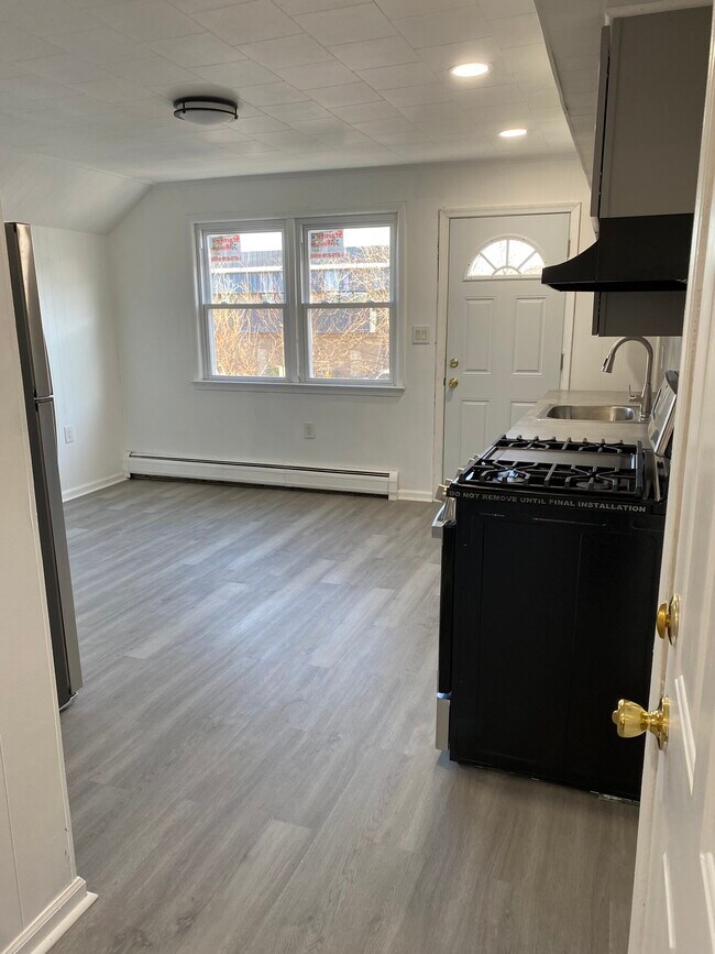 Foto del edificio - 56 Charles St