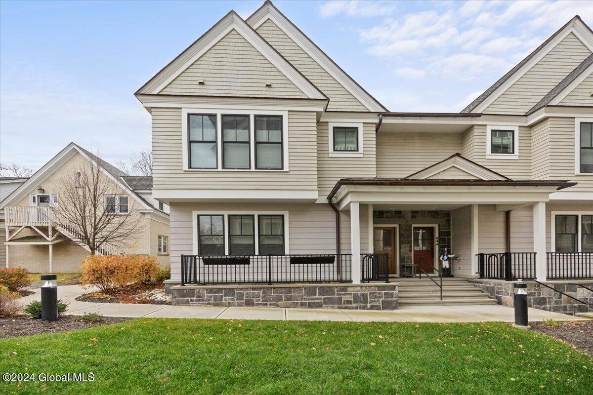 Foto principal - 64 North Ln
