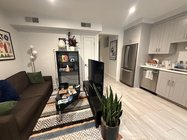 Foto del edificio - 11 Ridgeway Ln