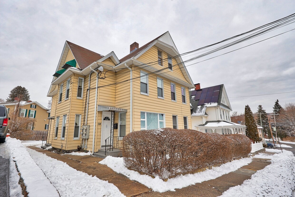 Primary Photo - 143 Tremont St