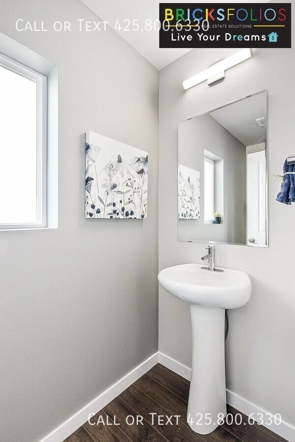 Foto del edificio - Live in Our Stunning New Rental in Marysvi...