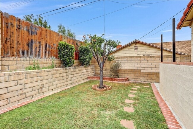 Building Photo - 3515 S Forecastle Ave