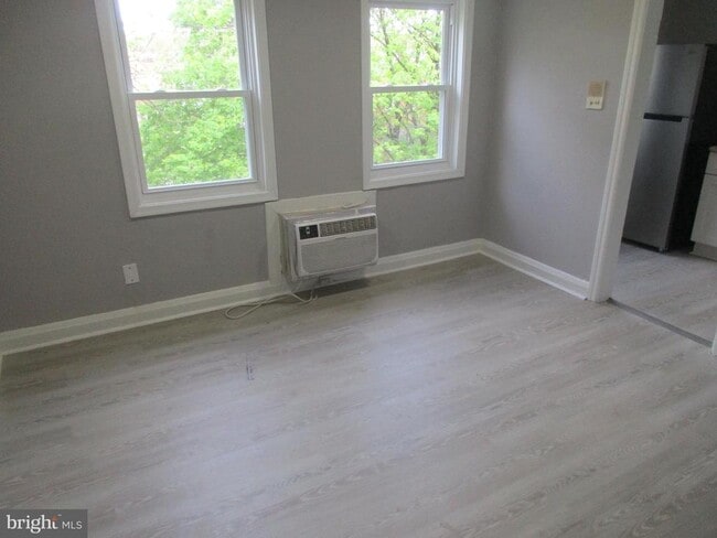 Building Photo - 2613 Fairview Ave