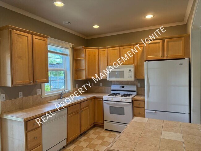 Foto del edificio - 1362 NW Lexington Ave