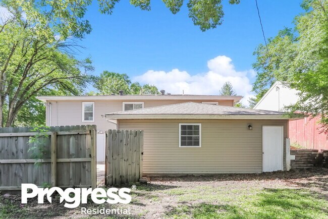Building Photo - 1310 Osage St