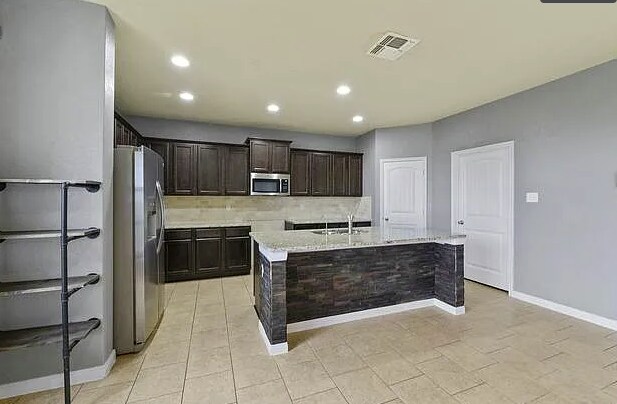 Foto del edificio - 3310 Battlecry