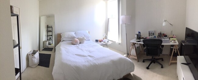 Building Photo - 12112 Texas Ave