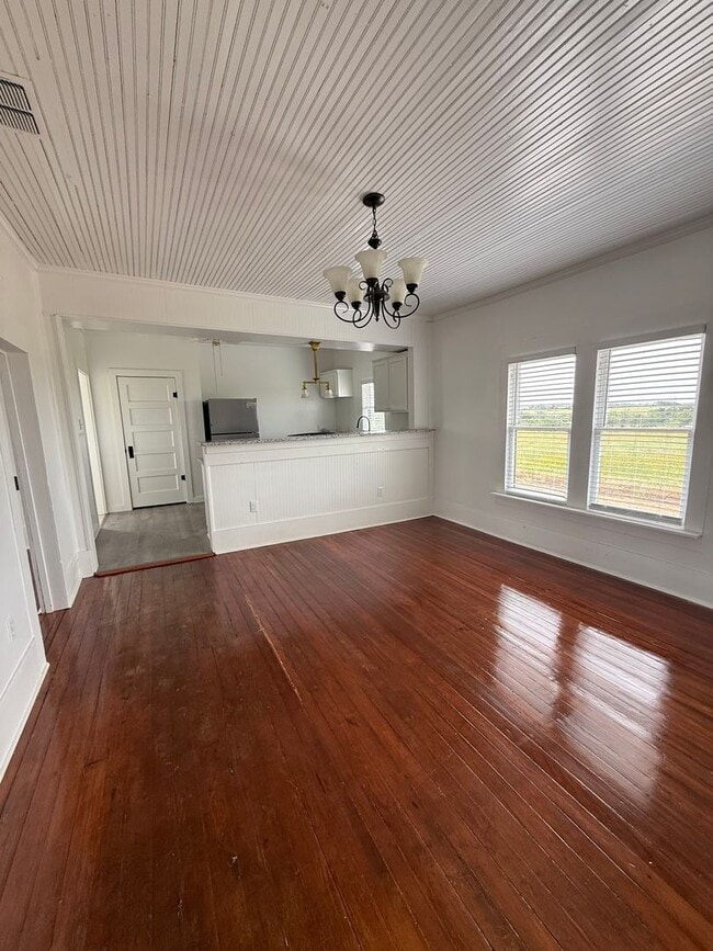 Foto del edificio - Charming Country Home w/ Horse Accommodations