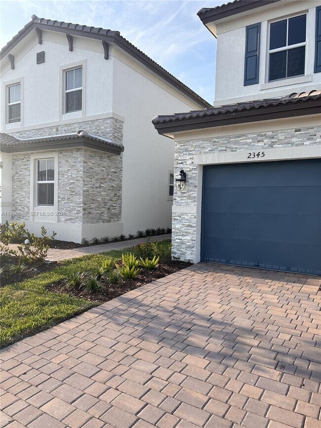 Foto del edificio - 2345 NW 131st Cir