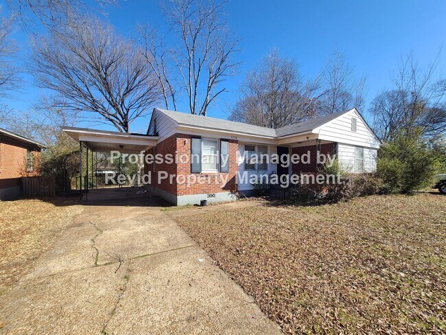 Building Photo - 3 Bedroom Home near U of M