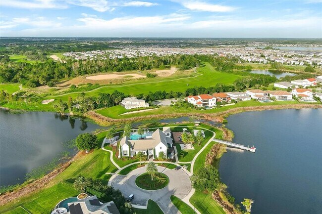Foto del edificio - 15511 Shorebird Ln