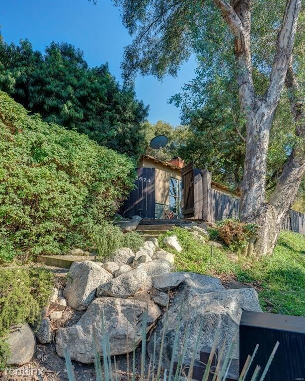 Building Photo - 3 br, 2 bath House - 3624 Canyon Crest Rd