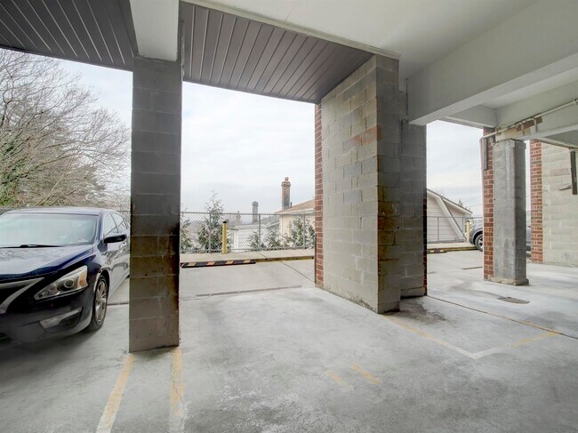 Foto del edificio - 8841 John F. Kennedy Blvd