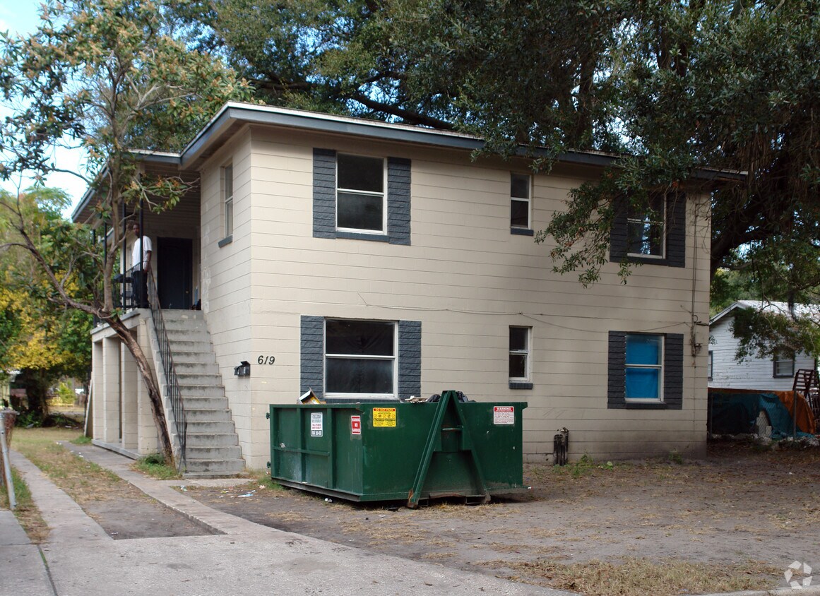 Primary Photo - 619 17th St Ln
