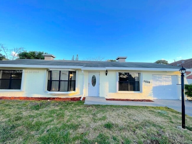 Building Photo - 3526 Genevra Ave