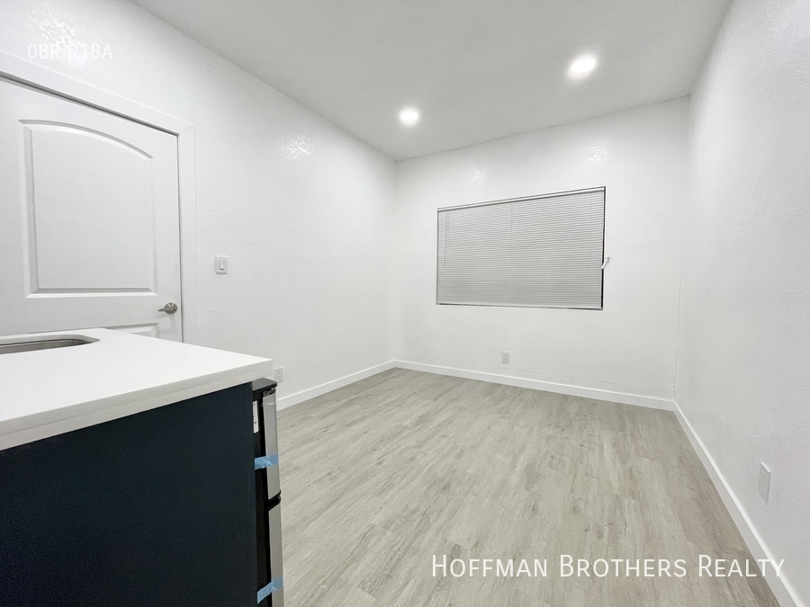 Foto principal - 2826 Darwin Ave