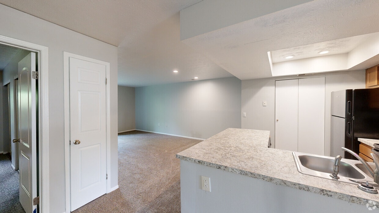 Photo - Highland Ridge Apartments - HLR