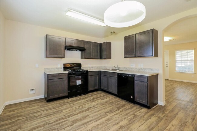 Foto del edificio - 21111 Sprouse Cir