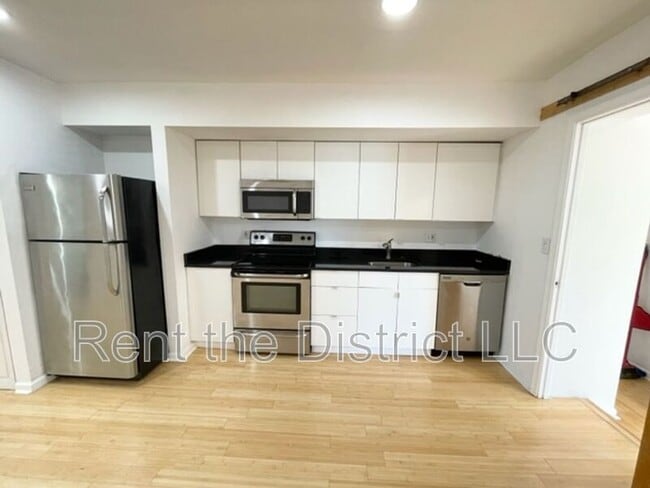 Photo - 1121 Queen Street NE Apartment