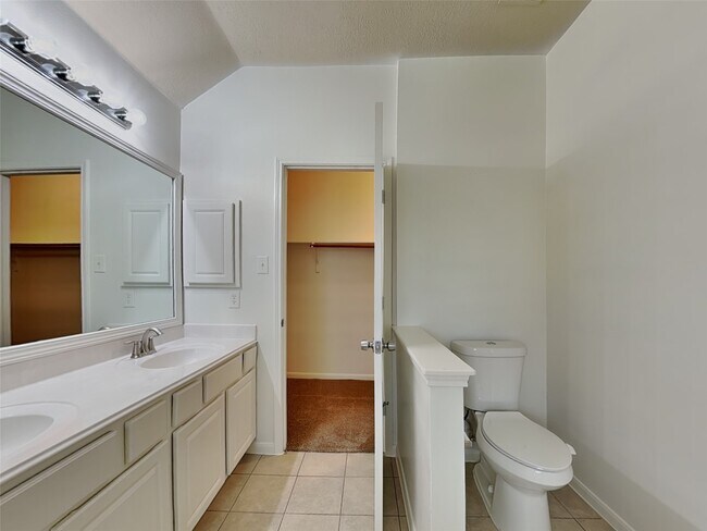 Foto del edificio - 16518 Barker Ranch Ct