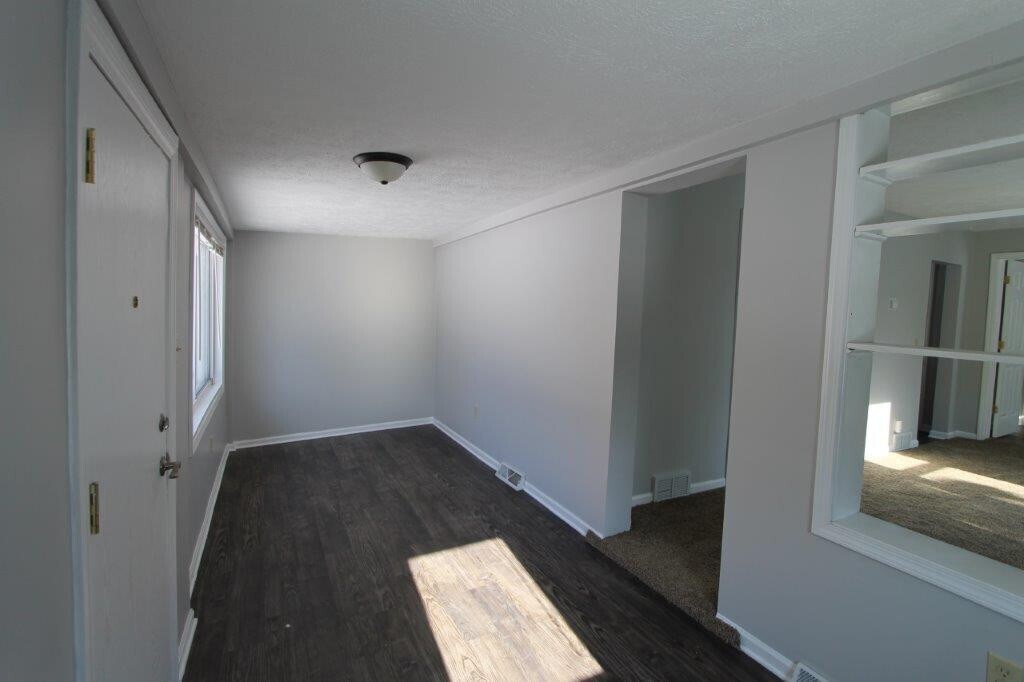 Great 1 bedroom home in Benson area! Larg... - Great 1 bedroom home in Benson area!  Larg...
