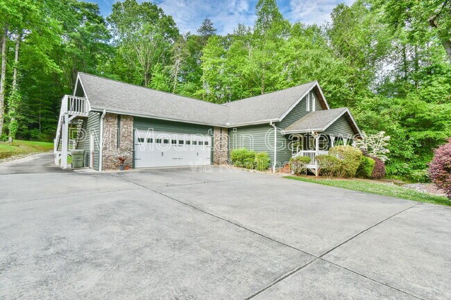 Building Photo - 327 Jess Hunt Rd