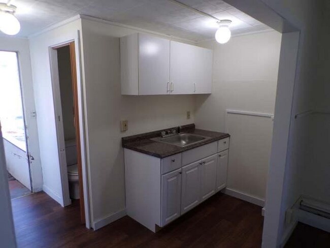 Foto del edificio - 867 Western Ave