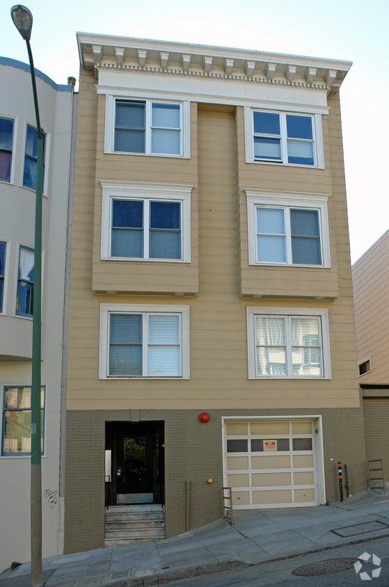 Building Photo - 1530 Jones St