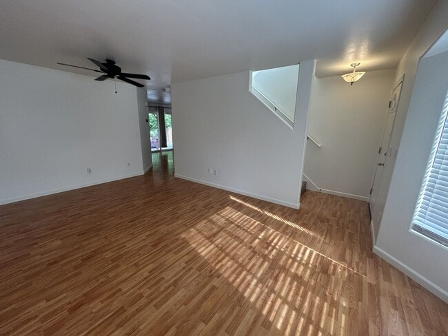 Building Photo - Beautiful Newly updated 4 bedroom 2.5 bath 1,582 Sq Ft Home  in Crown Ridge Estates