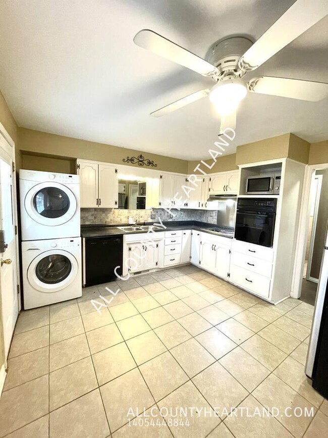 Photo - 1100 Fenwick Pl Apartment