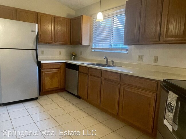 Building Photo - 2 br, 2 bath House - 2725 Dartmouth Dr