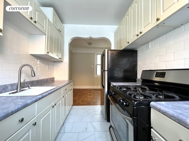 Building Photo - 114 Terrace Pl