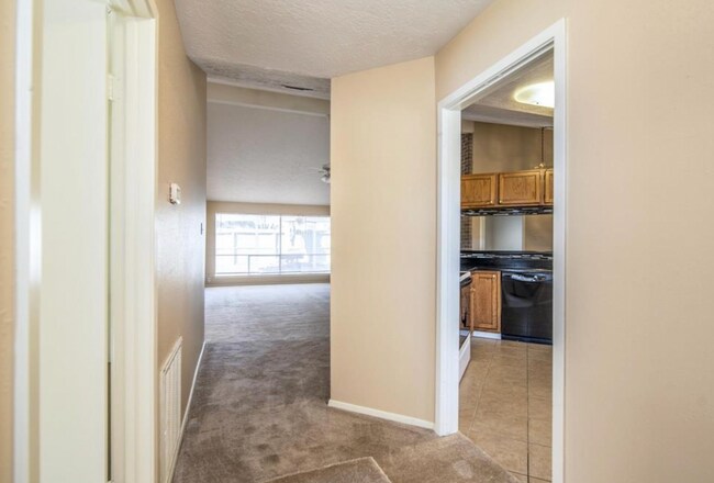 Foto del edificio - 21719 Nickerton Ln