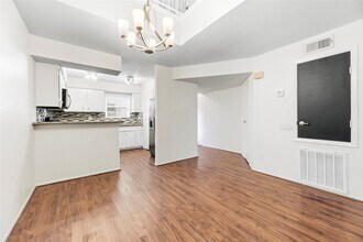Building Photo - 14515 Wunderlich Dr